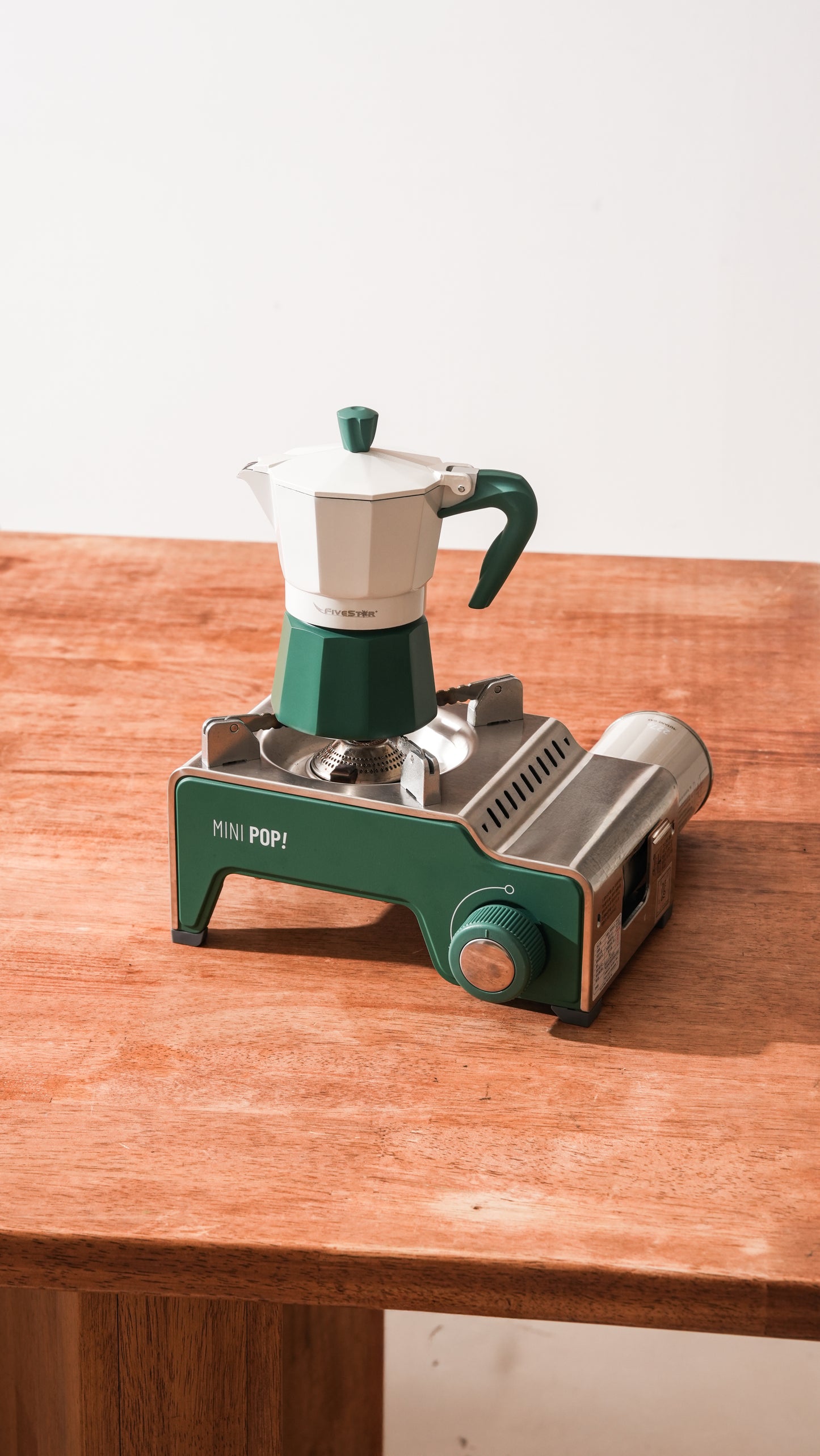MOKA POT GREEN & WHITE 3-CUP (6 ounces)