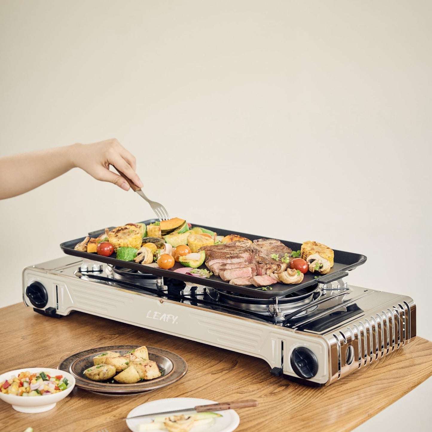 Leafy, Butane Gas Twin Burner Chef Gas Stove with Case (15,000 BTU) (gas cartridge not included)